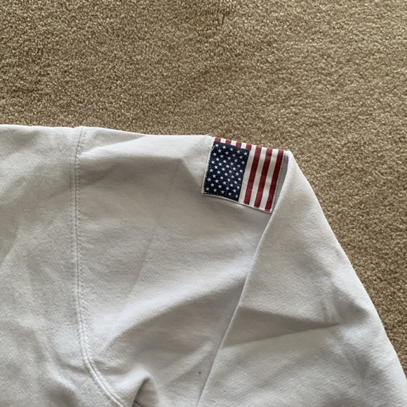 Brandy Melville USA sweater - Picture 3 of 5